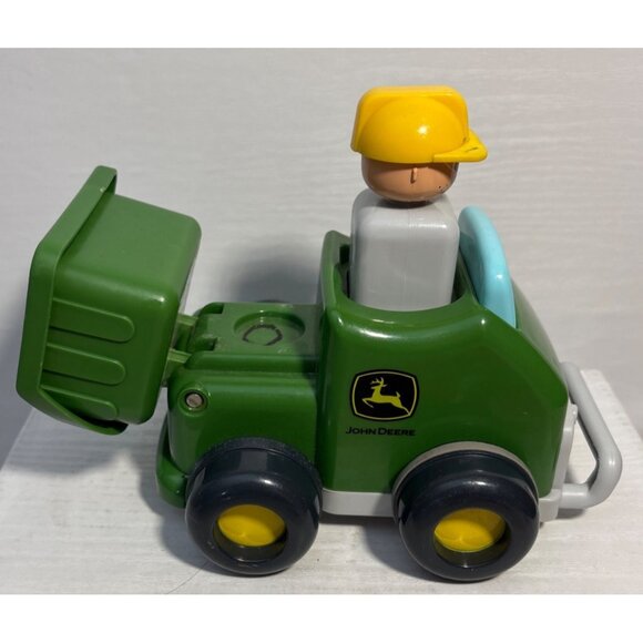 2010 John Deere Push and Go Green Dump Truck Tomy Ertl Toy With Driver Figure - Picture 4 of 9